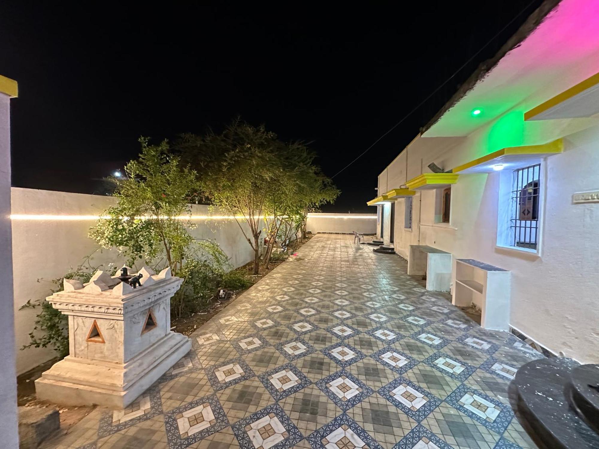 Arunachala Sashwin Guest House Tiruvannāmalai Exterior foto